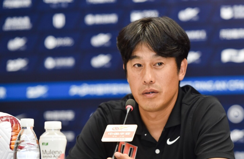 徐正源：蓉城三线作战并不容易，体能和伤病是挑战但仍要专注